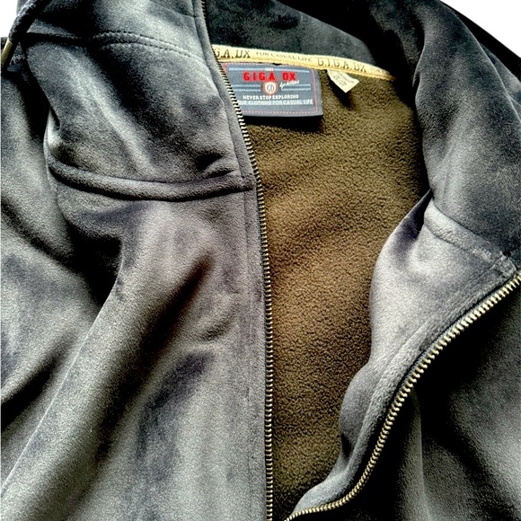 G.I.G.A. DX Velvet Jacket - Picture 3 of 3